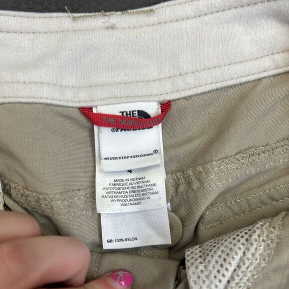 The North Face Shorts Womens 4 Beige Kahki Flap Pockets Outdoors Casual FS Chrty - Picture 4 of 13